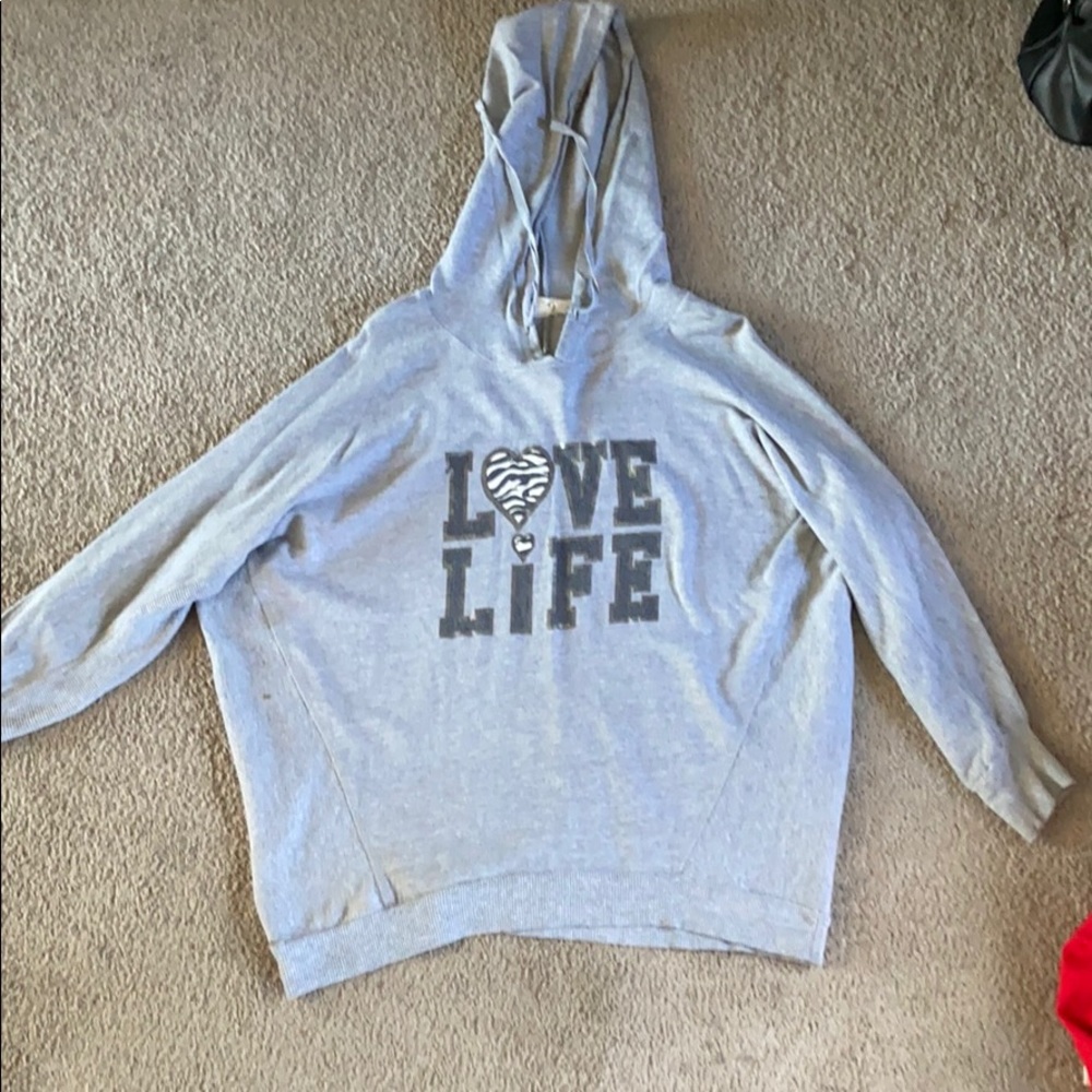 sweatshirt